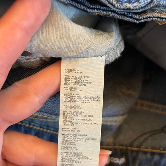 Boohoo High Waisted Mom Jeans Medium Wash Size 2 New without Tags 0640O - Picture 8 of 8